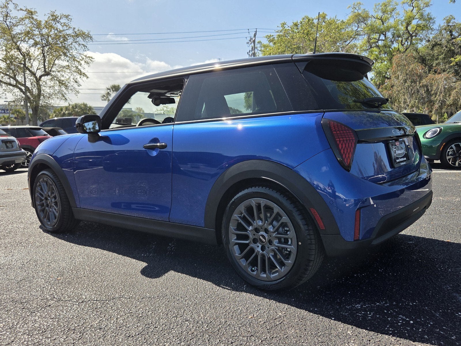 2026 MINI 2 DOOR SIGNATURE PLUS