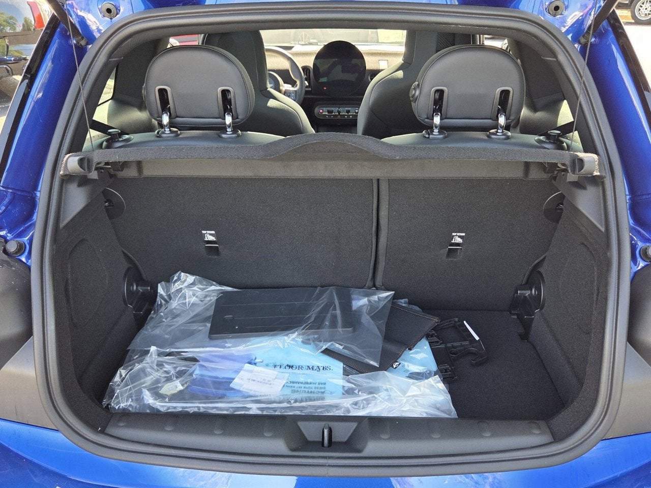 2026 MINI 2 DOOR SIGNATURE PLUS