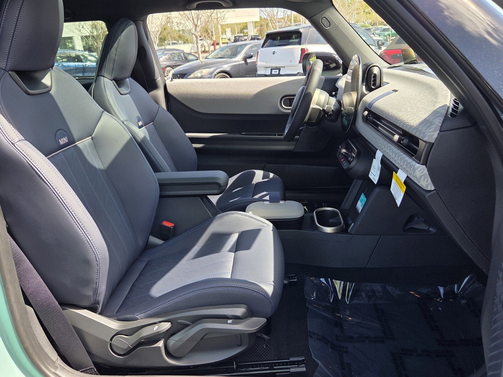 2026 MINI 2 DOOR SIGNATURE PLUS