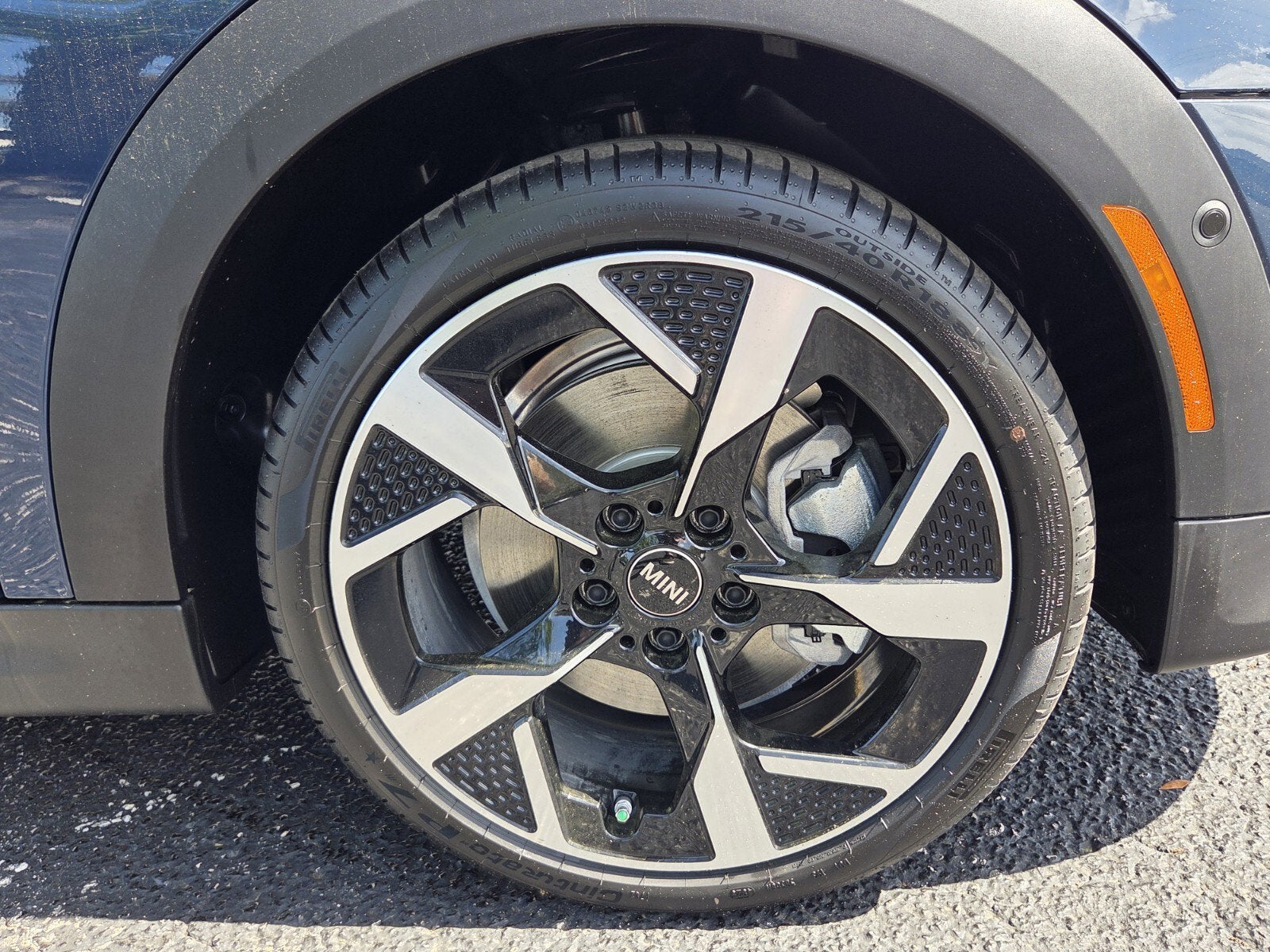 2026 MINI 2 DOOR ICONIC