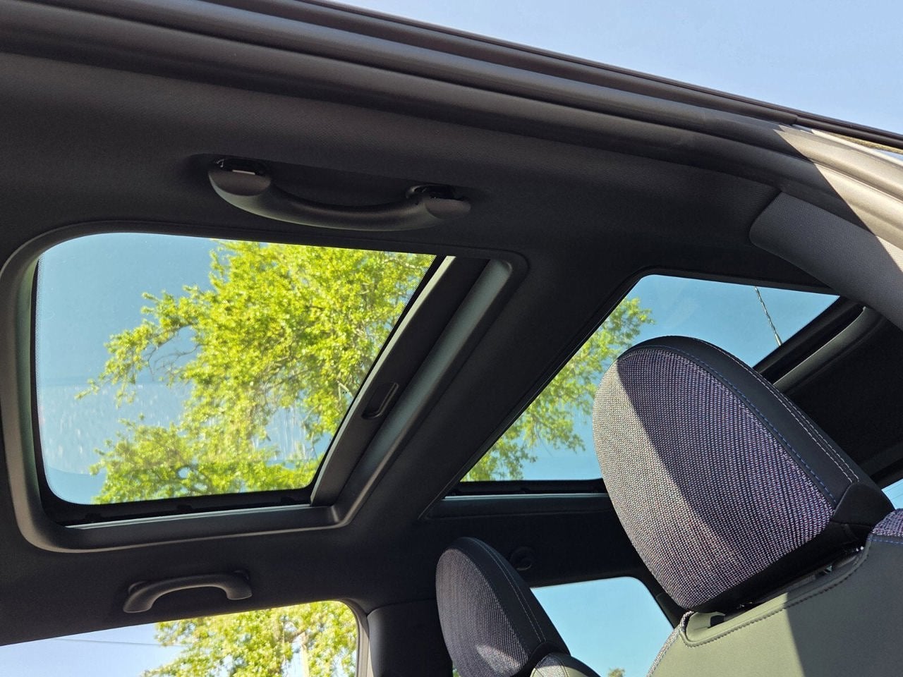 2026 MINI 2 DOOR SIGNATURE PLUS