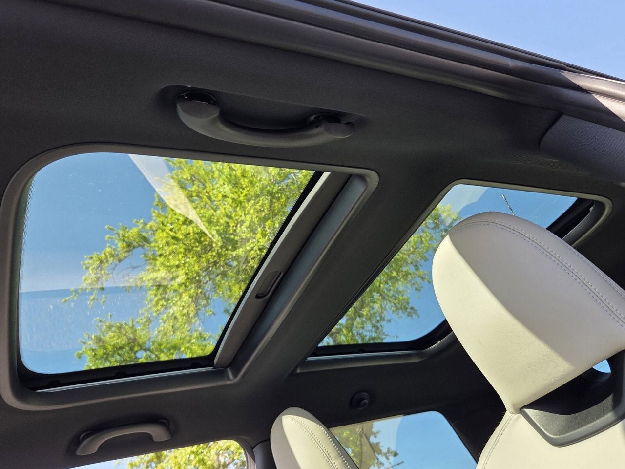 2026 MINI 2 DOOR ICONIC