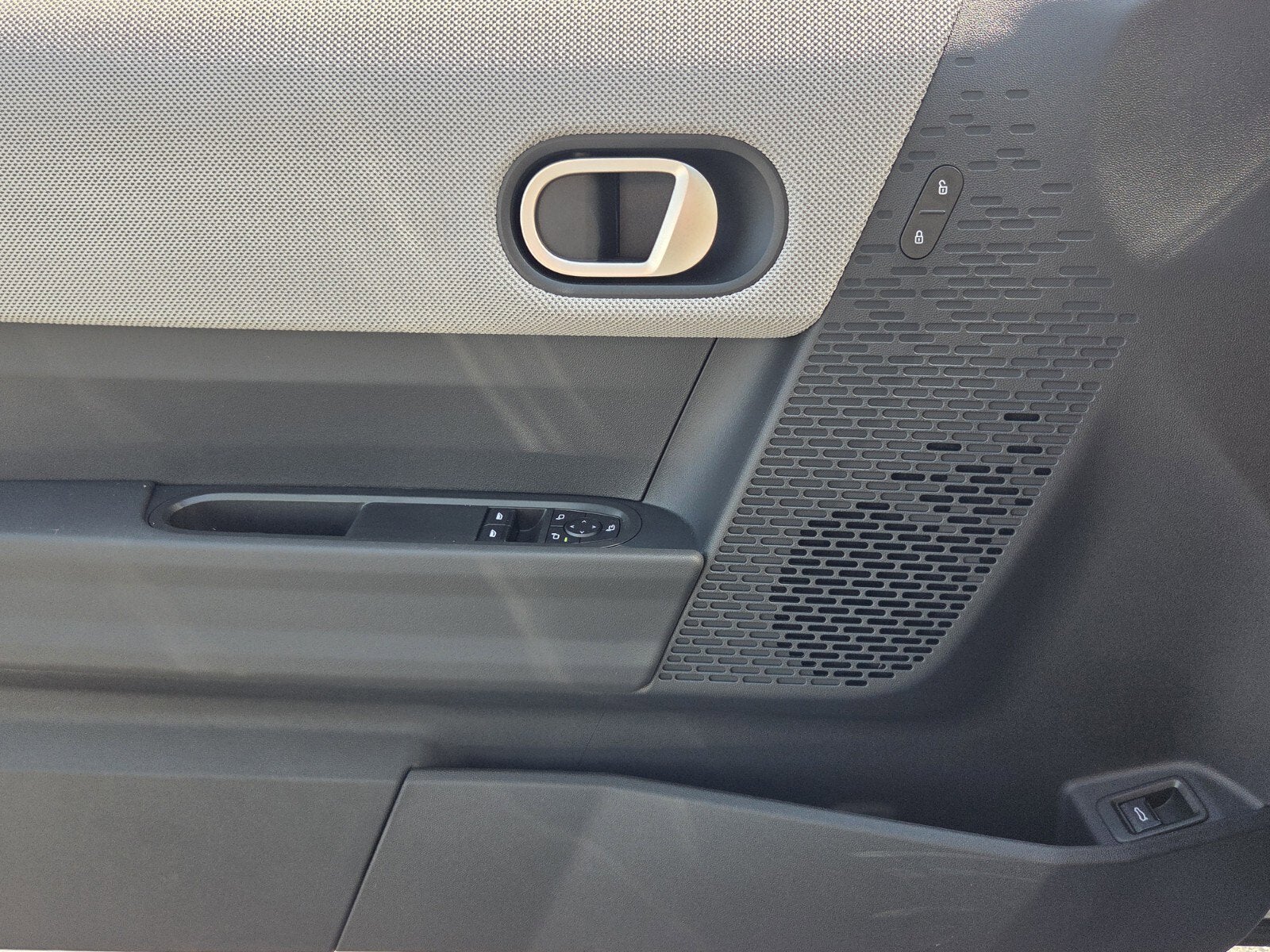 2026 MINI 2 DOOR ICONIC