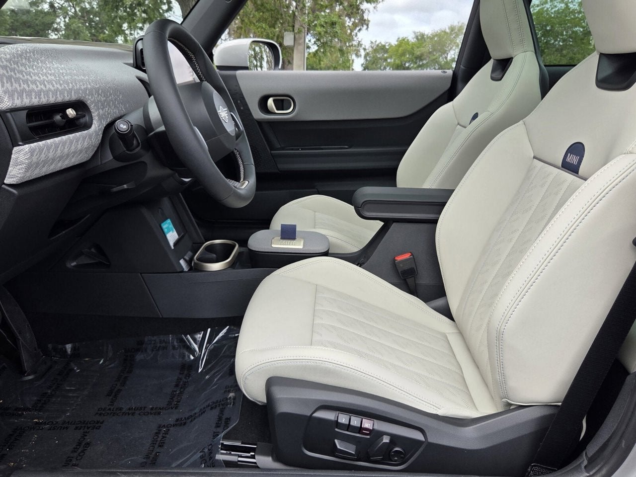 2026 MINI 2 DOOR ICONIC