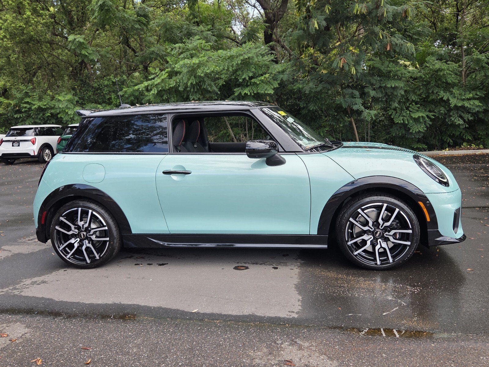 2026 MINI 2 DOOR ICONIC