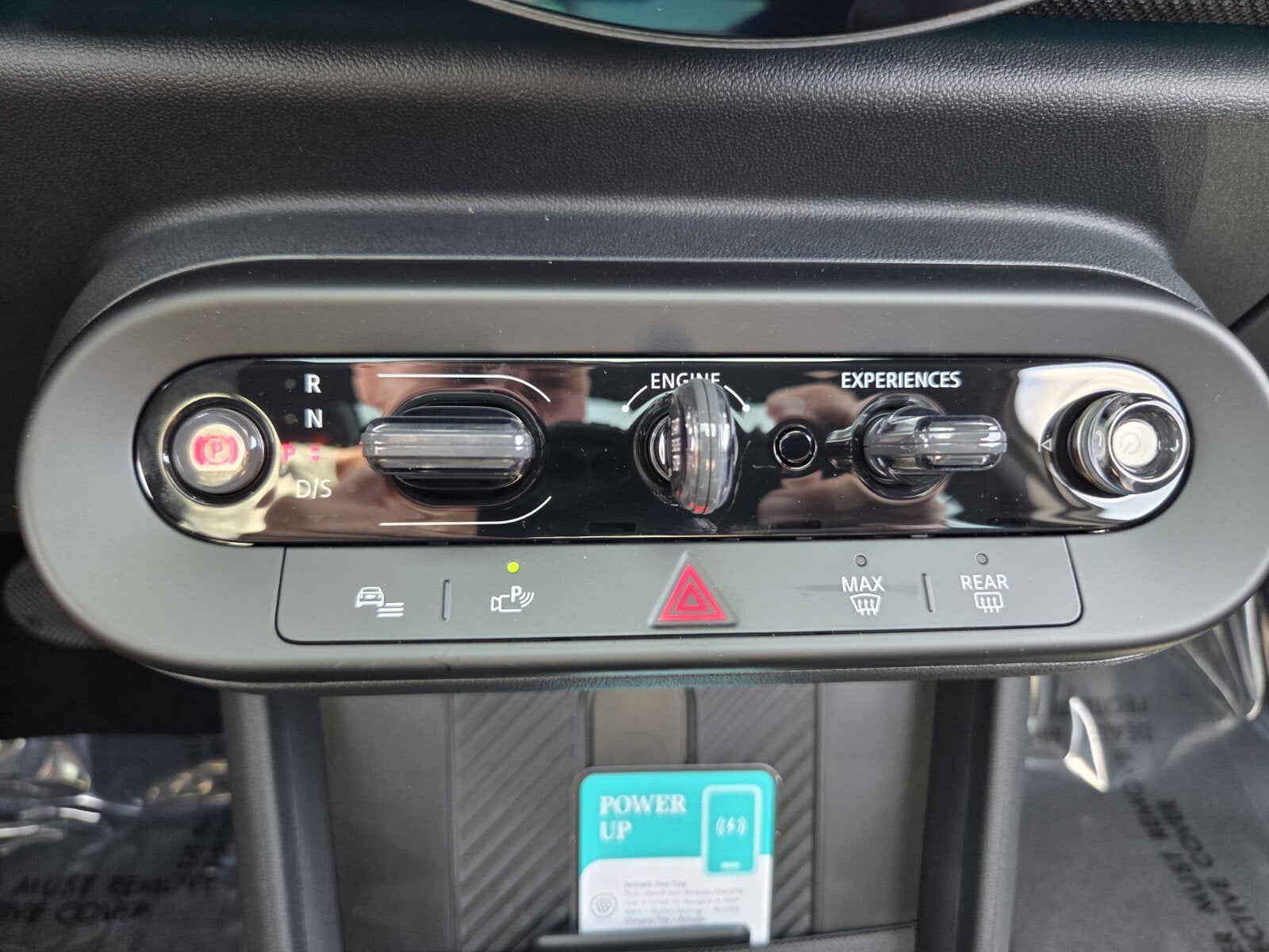 2026 MINI 2 DOOR ICONIC