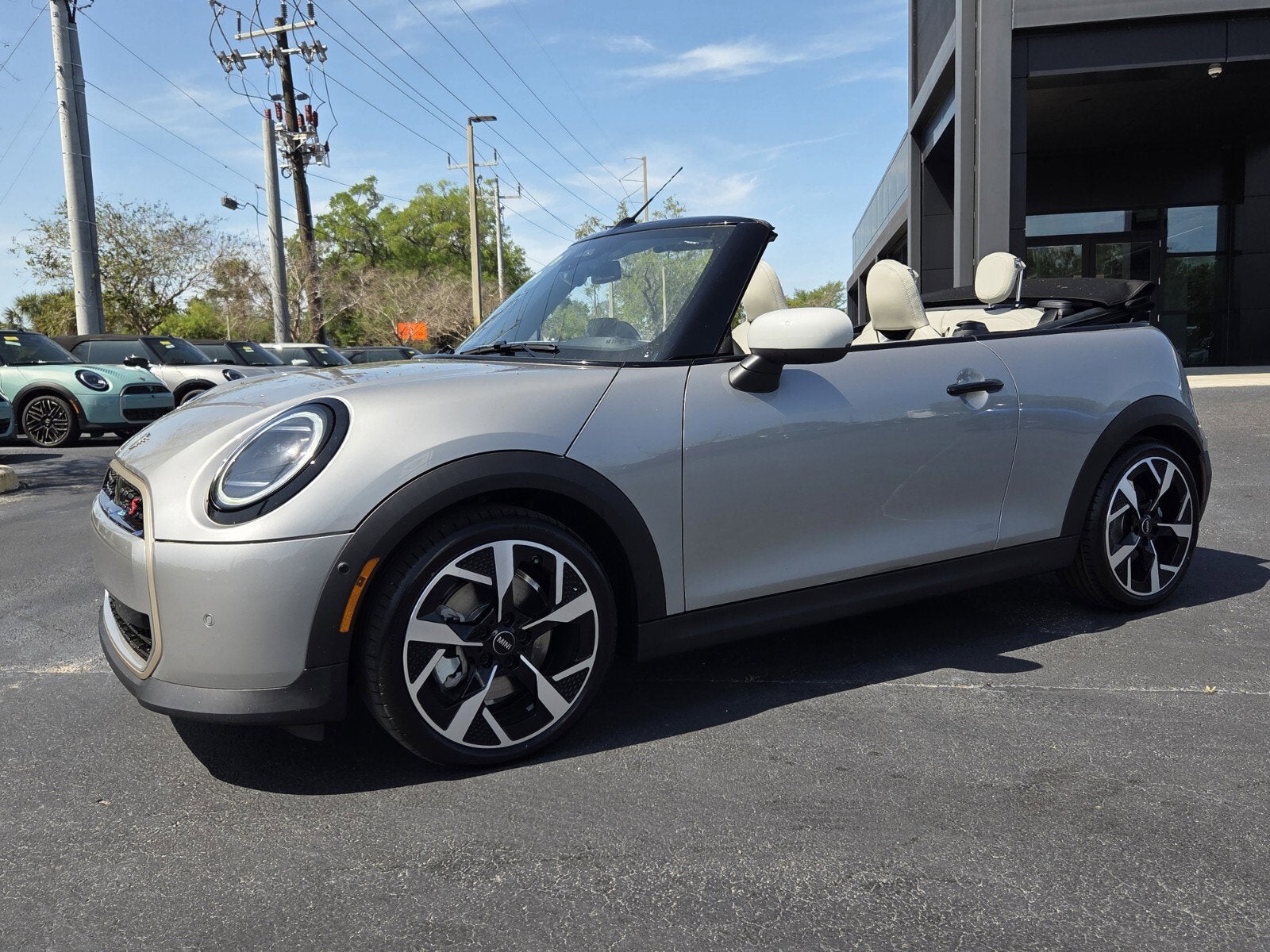 2026 MINI CONVERTIBLE SIGNATURE PLUS