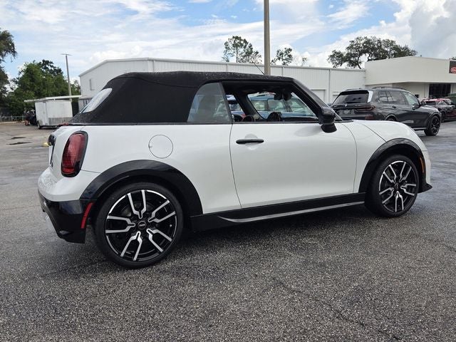 2026 MINI CONVERTIBLE ICONIC