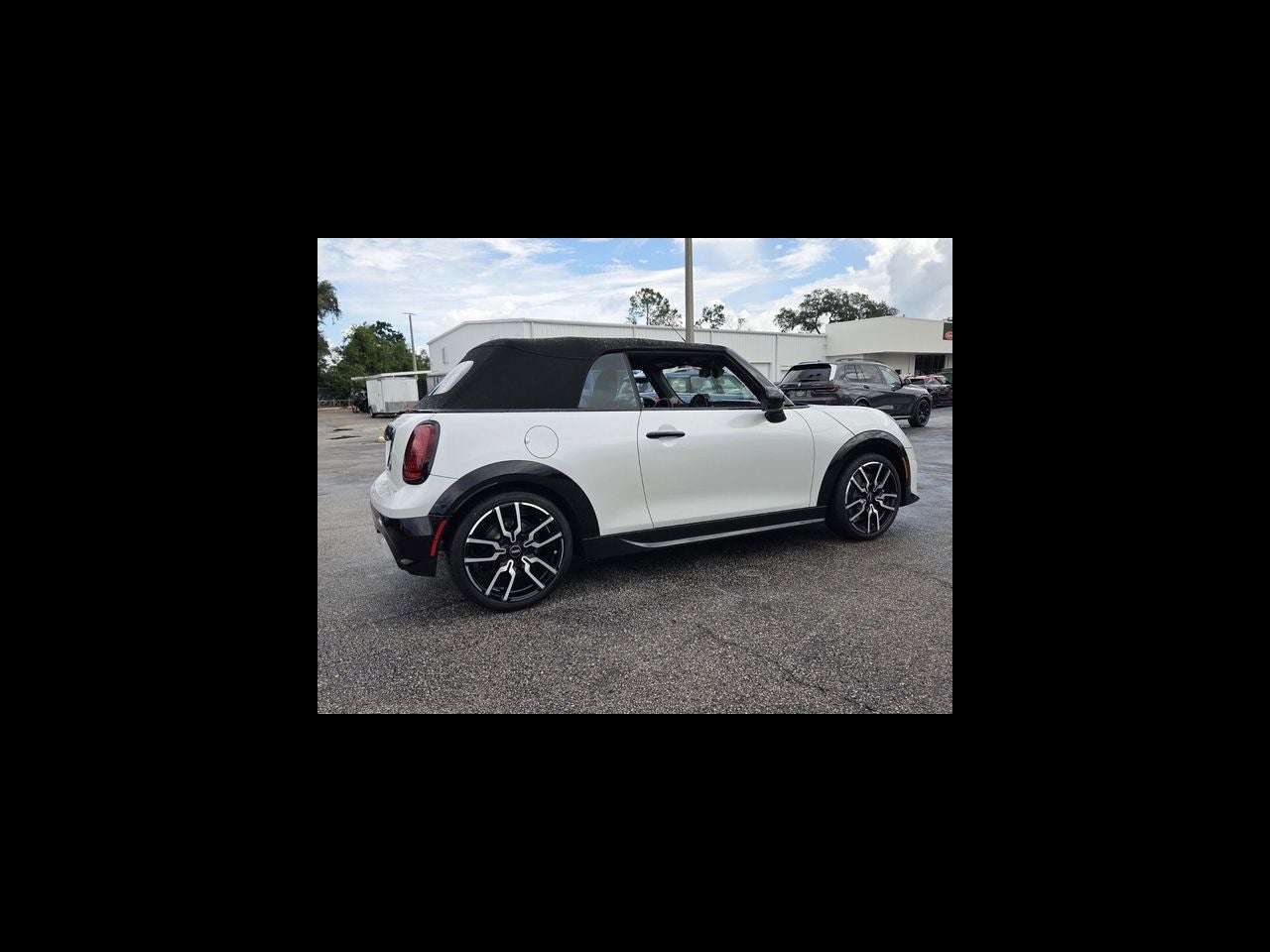 2026 MINI CONVERTIBLE ICONIC