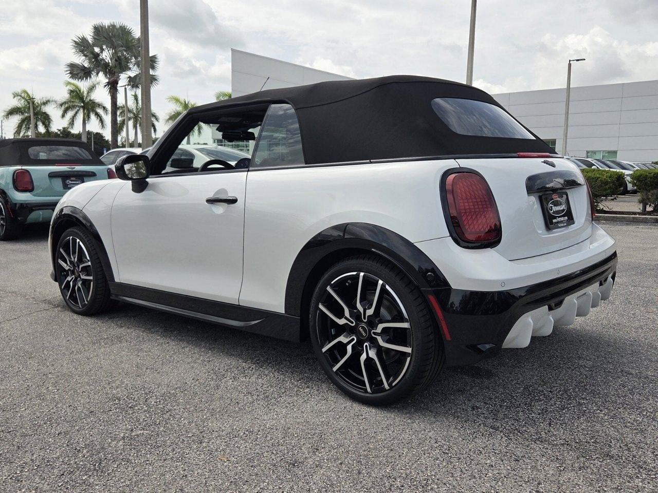 2026 MINI CONVERTIBLE ICONIC