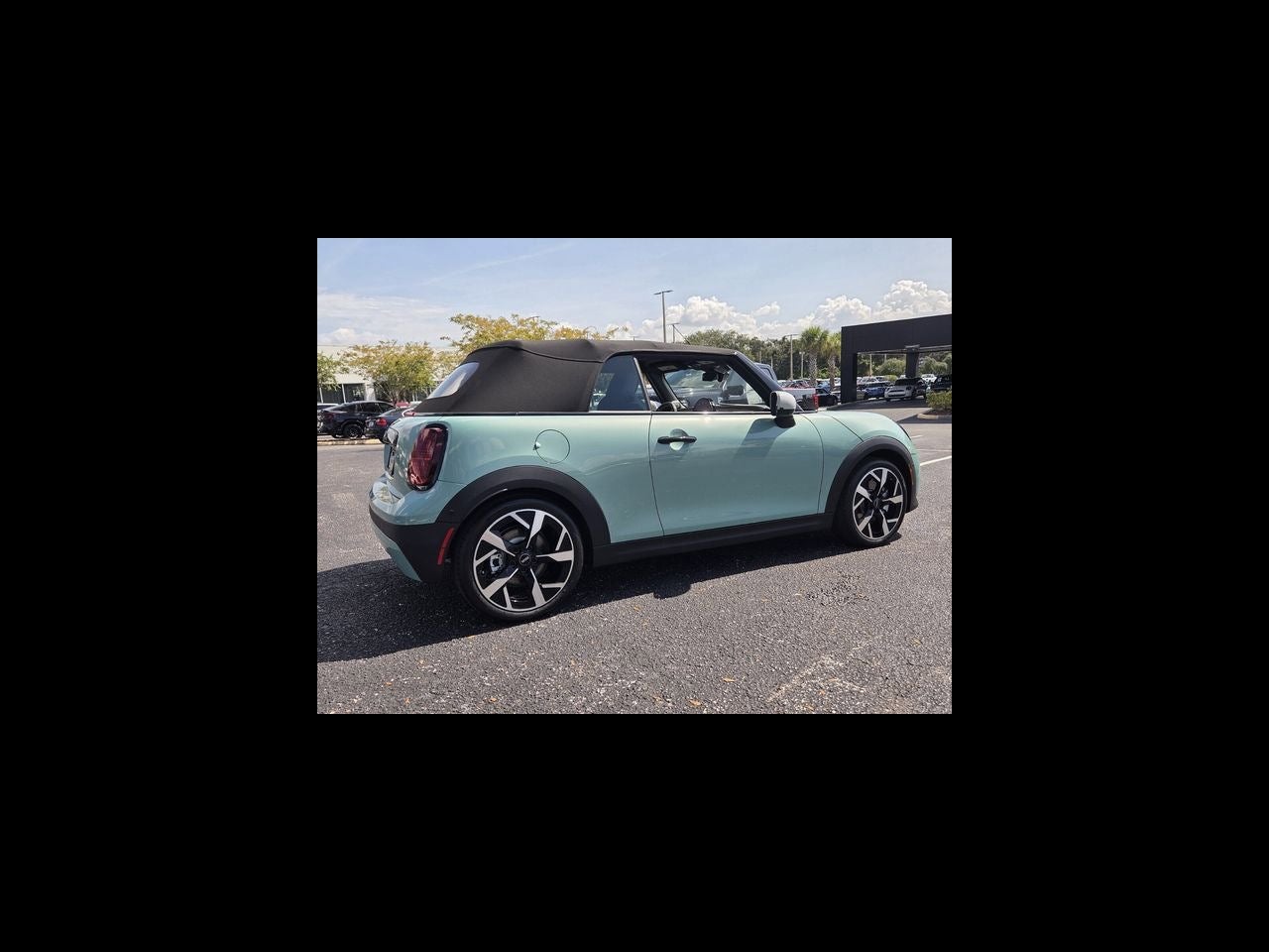 2026 MINI CONVERTIBLE ICONIC