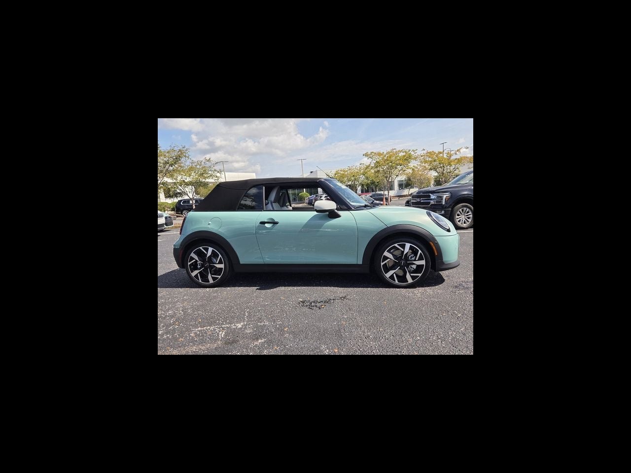 2026 MINI CONVERTIBLE ICONIC