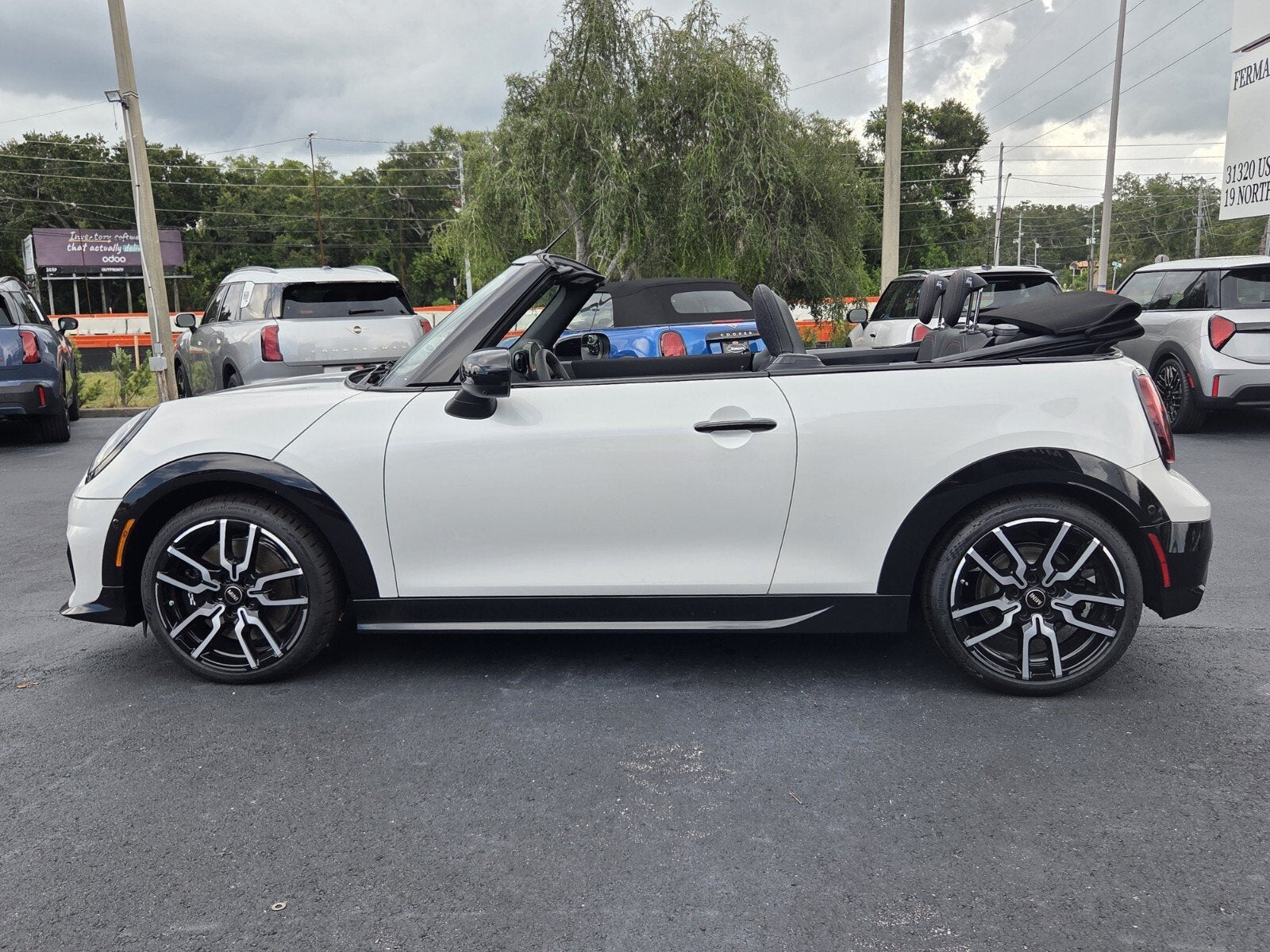 2026 MINI CONVERTIBLE ICONIC