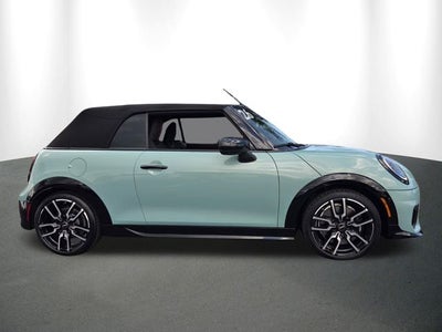 2026 MINI CONVERTIBLE Iconic