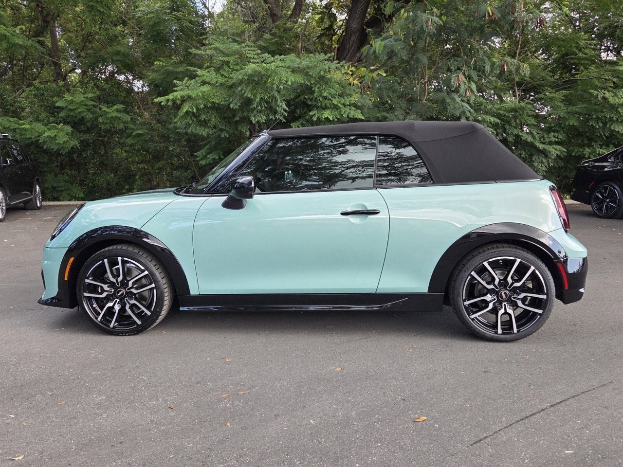 2026 MINI CONVERTIBLE Iconic