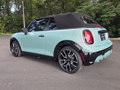 2026 MINI CONVERTIBLE Iconic
