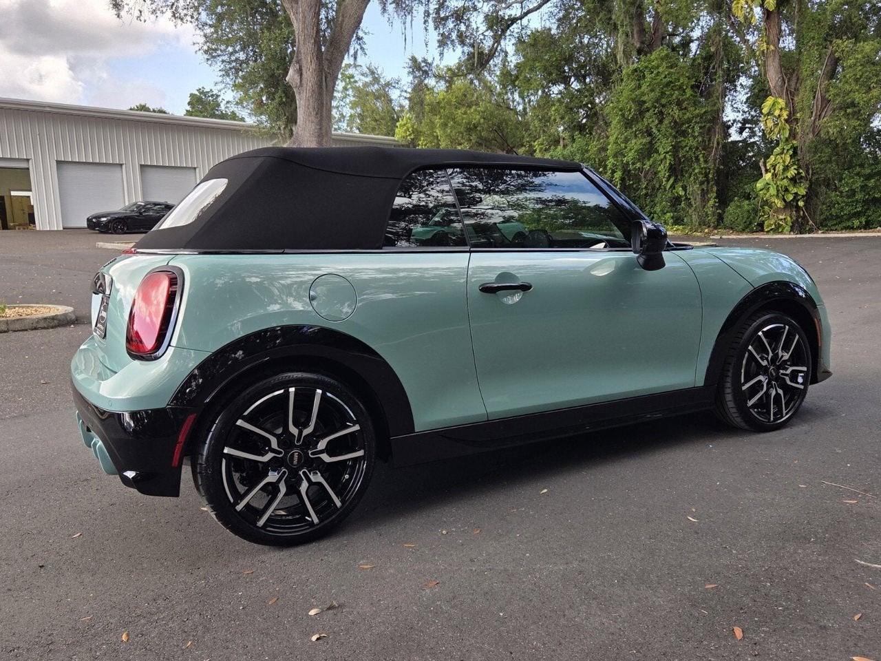 2026 MINI CONVERTIBLE Iconic