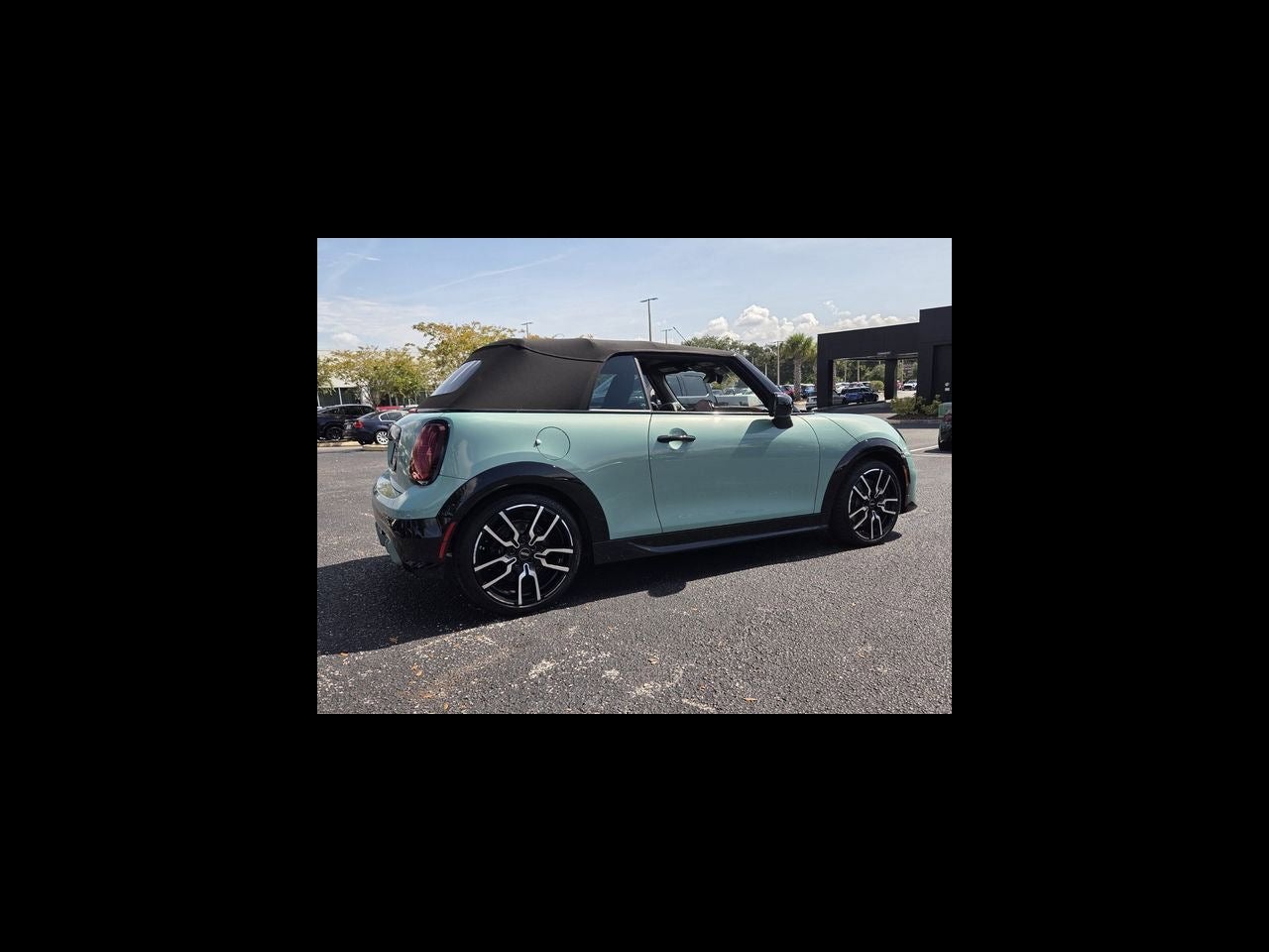 2026 MINI CONVERTIBLE ICONIC