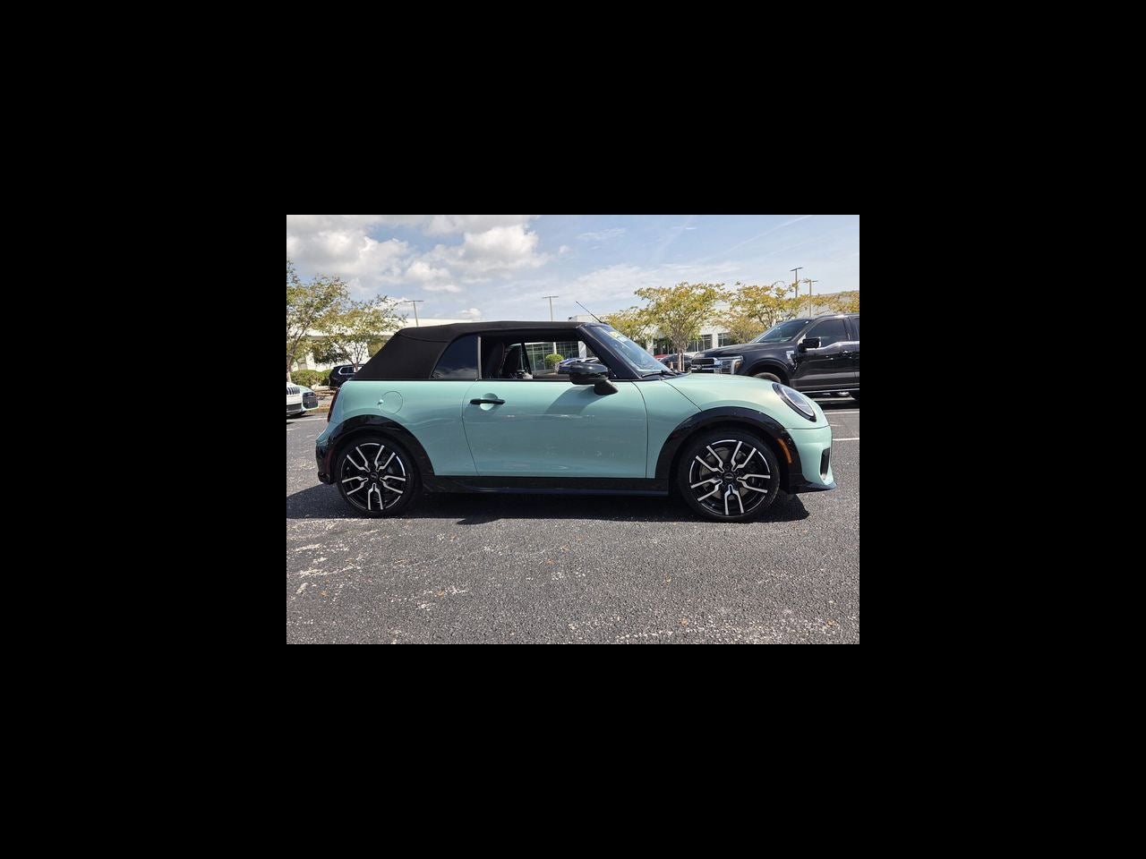 2026 MINI CONVERTIBLE ICONIC