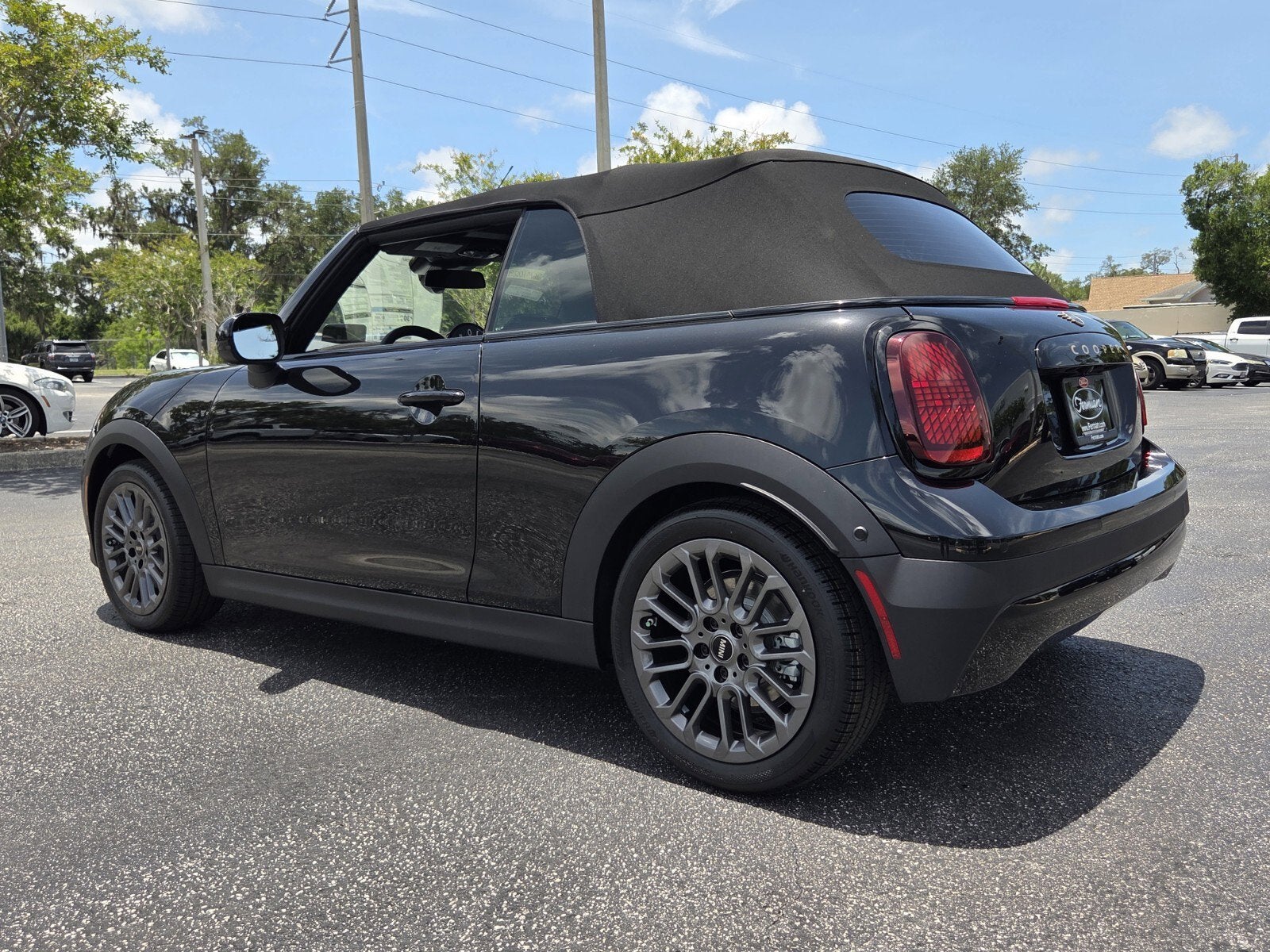 2026 MINI CONVERTIBLE SIGNATURE PLUS