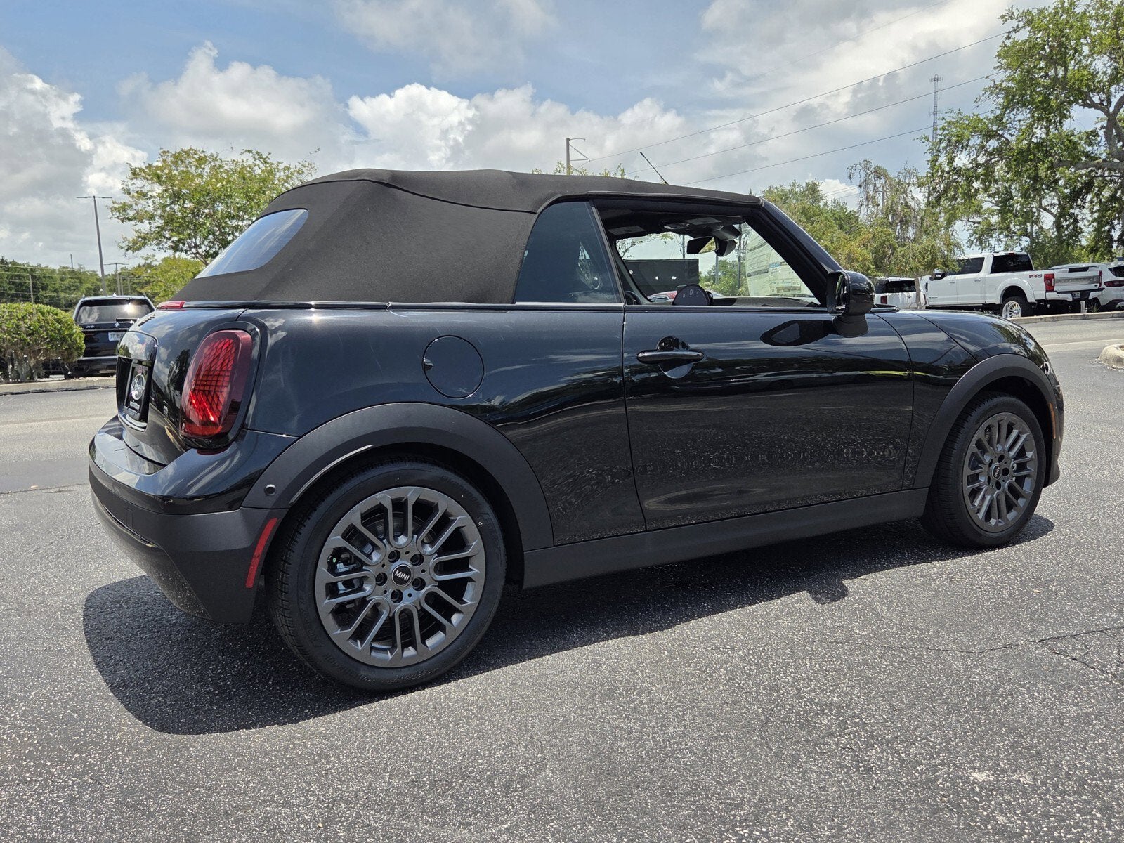2026 MINI CONVERTIBLE SIGNATURE PLUS