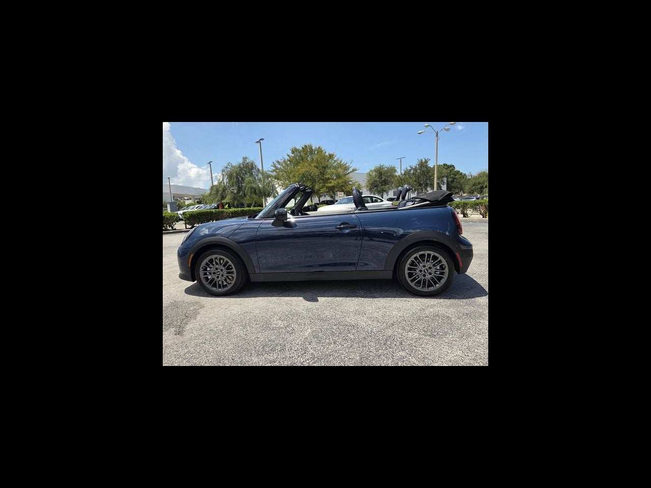 2026 MINI CONVERTIBLE SIGNATURE PLUS