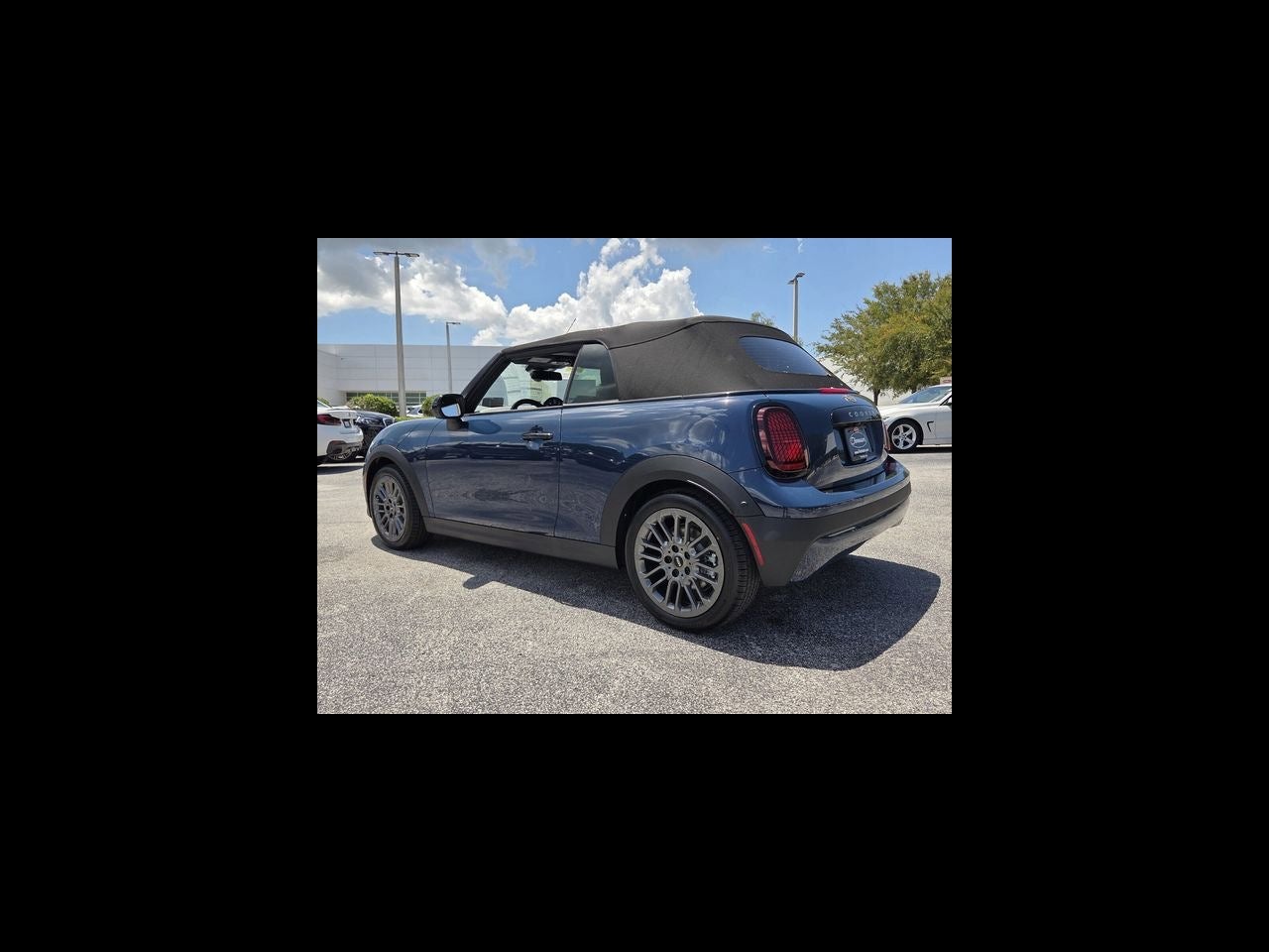 2026 MINI CONVERTIBLE SIGNATURE PLUS