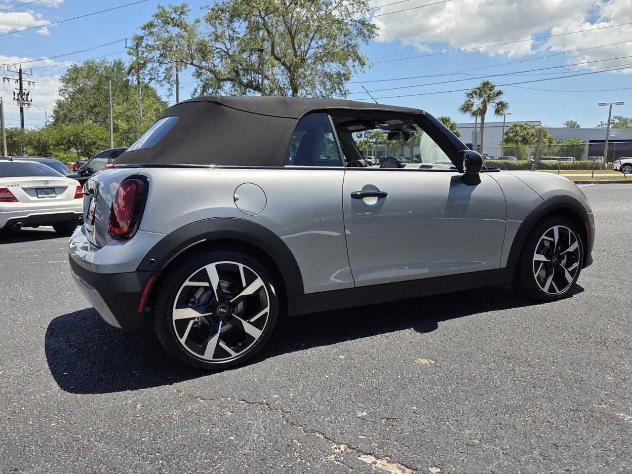 2026 MINI CONVERTIBLE ICONIC