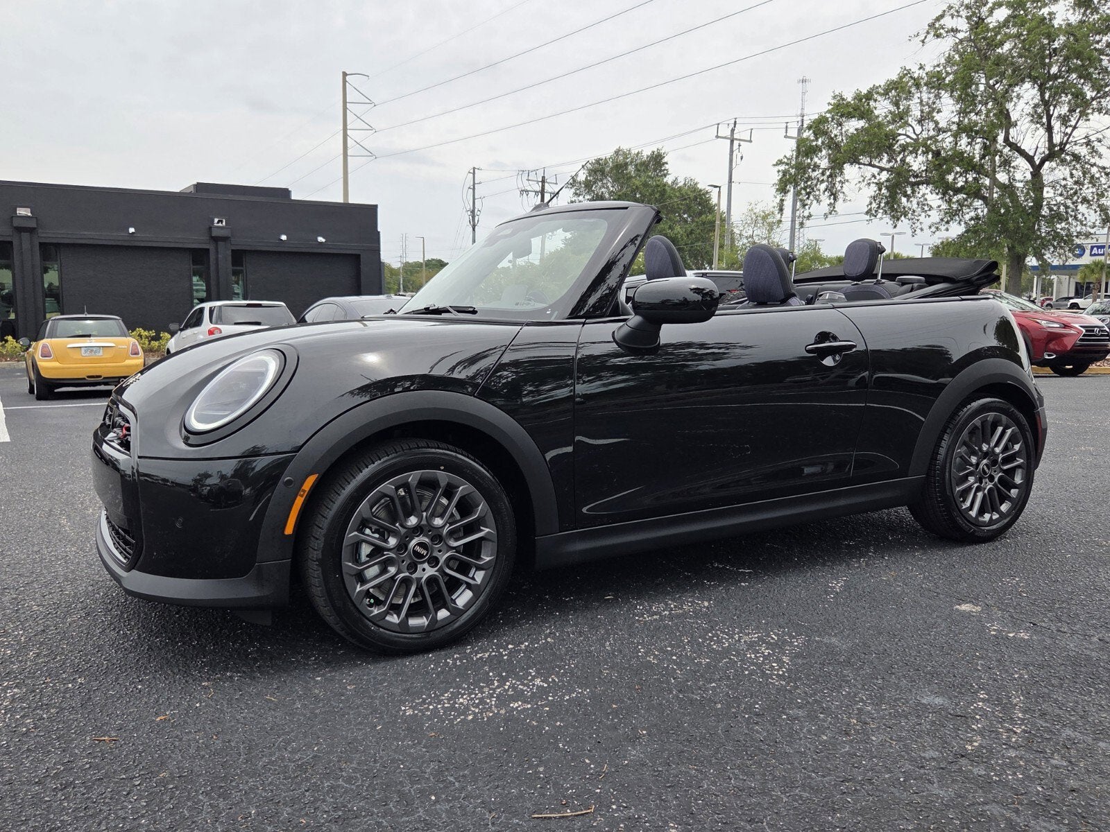2026 MINI CONVERTIBLE SIGNATURE PLUS