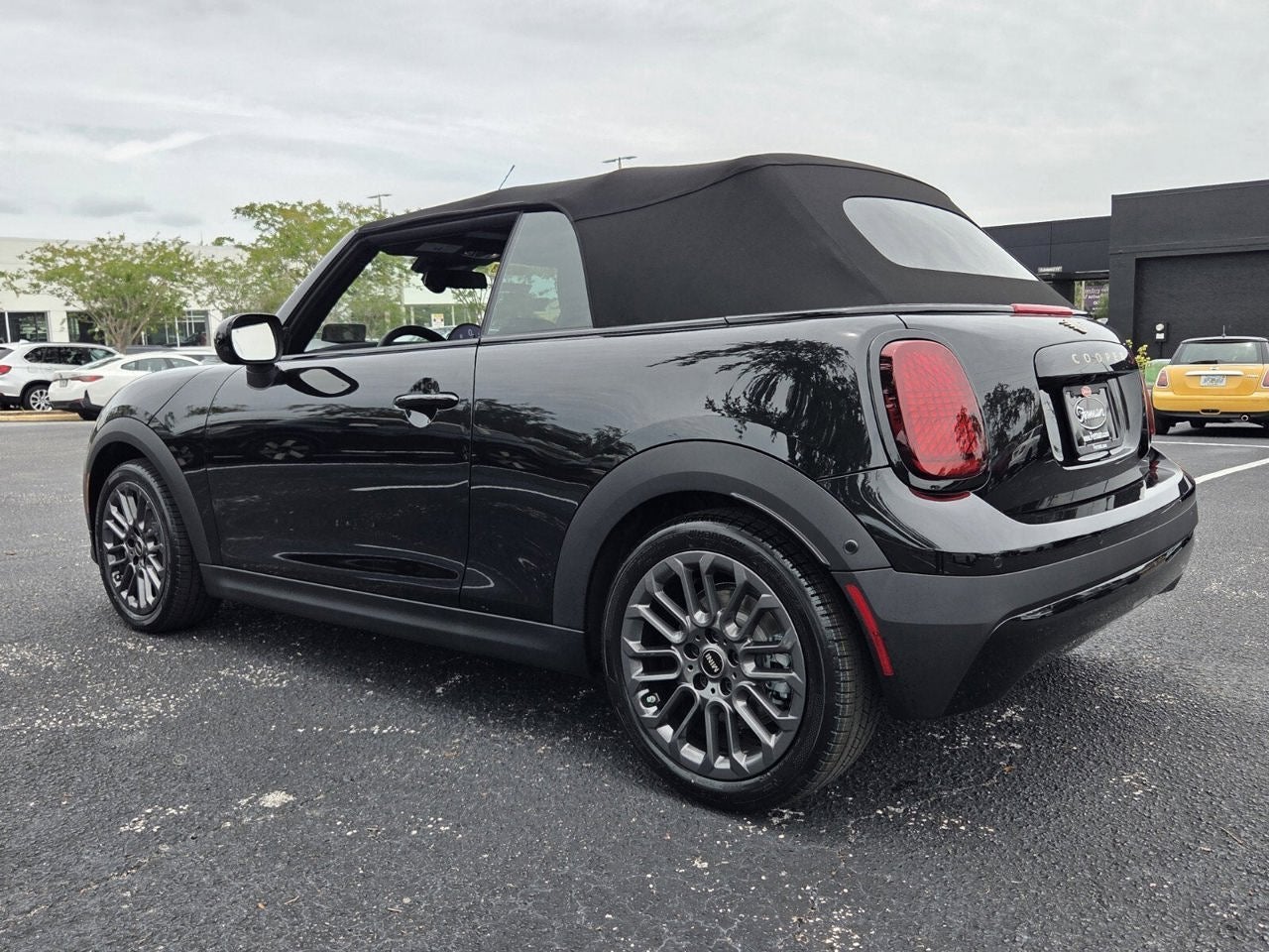 2026 MINI CONVERTIBLE SIGNATURE PLUS