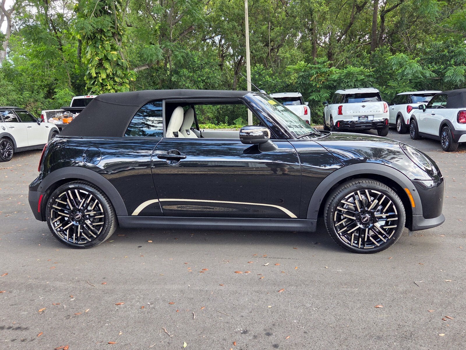 2026 MINI CONVERTIBLE ICONIC