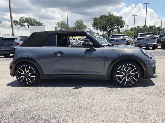 2026 MINI CONVERTIBLE ICONIC