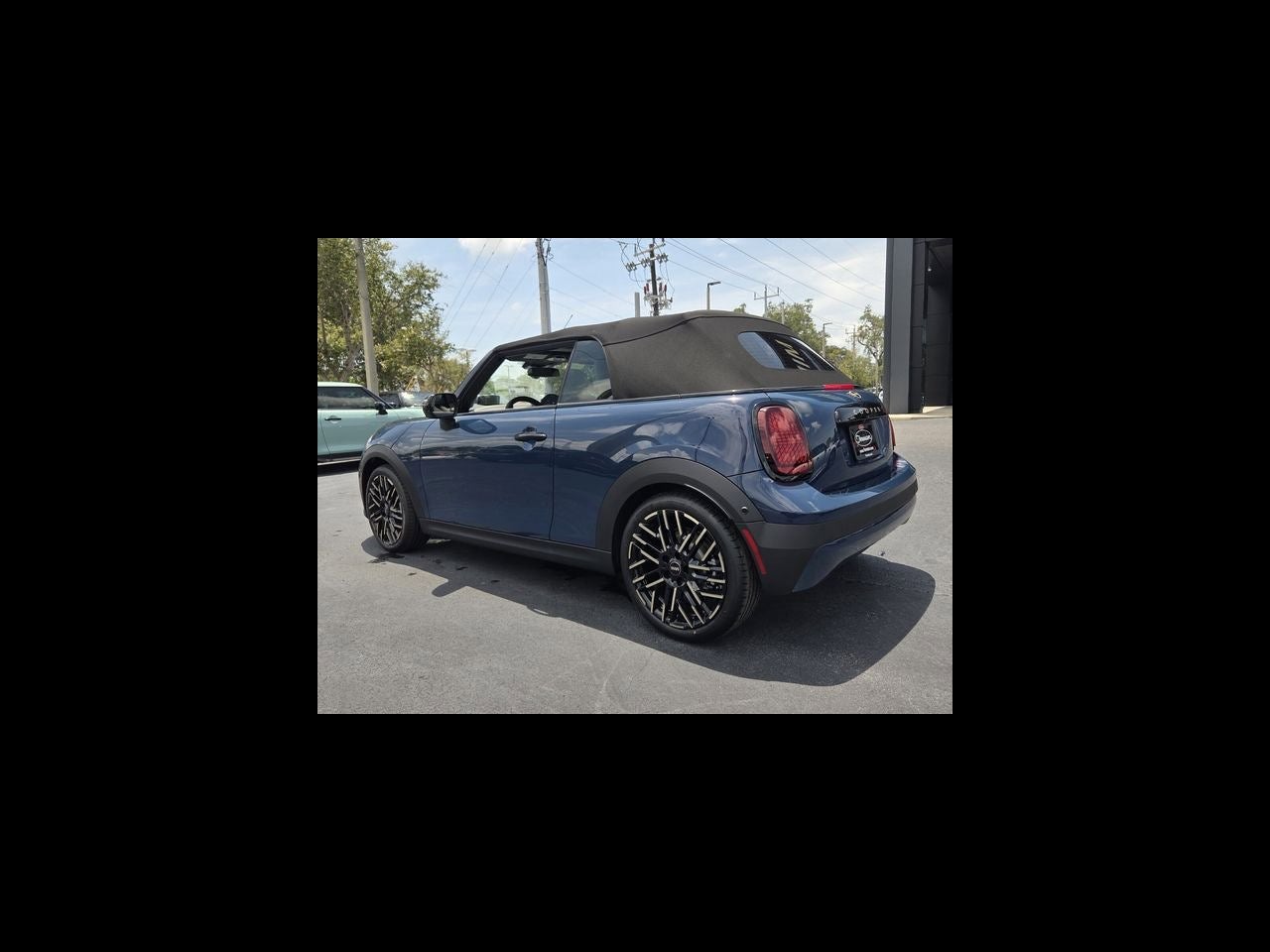 2026 MINI CONVERTIBLE ICONIC