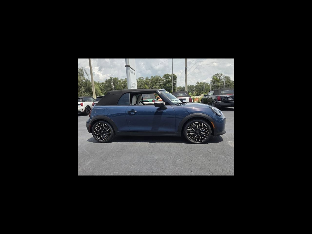 2026 MINI CONVERTIBLE ICONIC