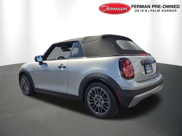 2025 MINI CONVERTIBLE Signature
