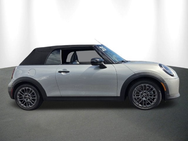 2025 MINI CONVERTIBLE Signature