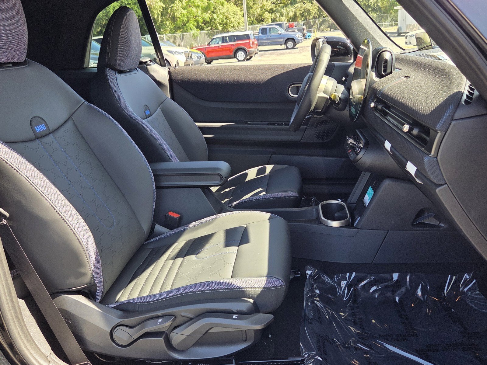 2026 MINI CONVERTIBLE SIGNATURE PLUS