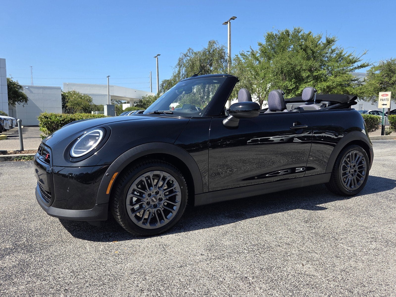2026 MINI CONVERTIBLE SIGNATURE PLUS
