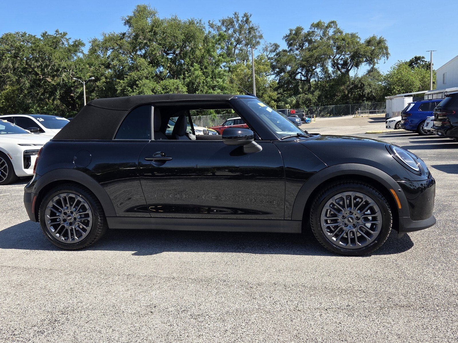 2026 MINI CONVERTIBLE SIGNATURE PLUS
