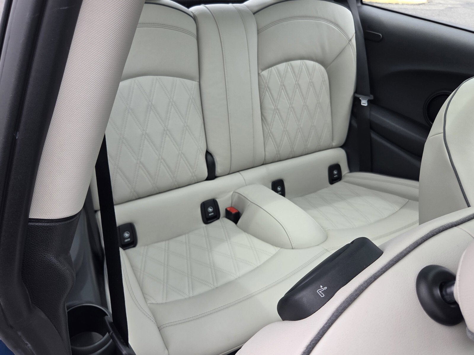 2023 MINI HARDTOP 2 DOOR Cooper