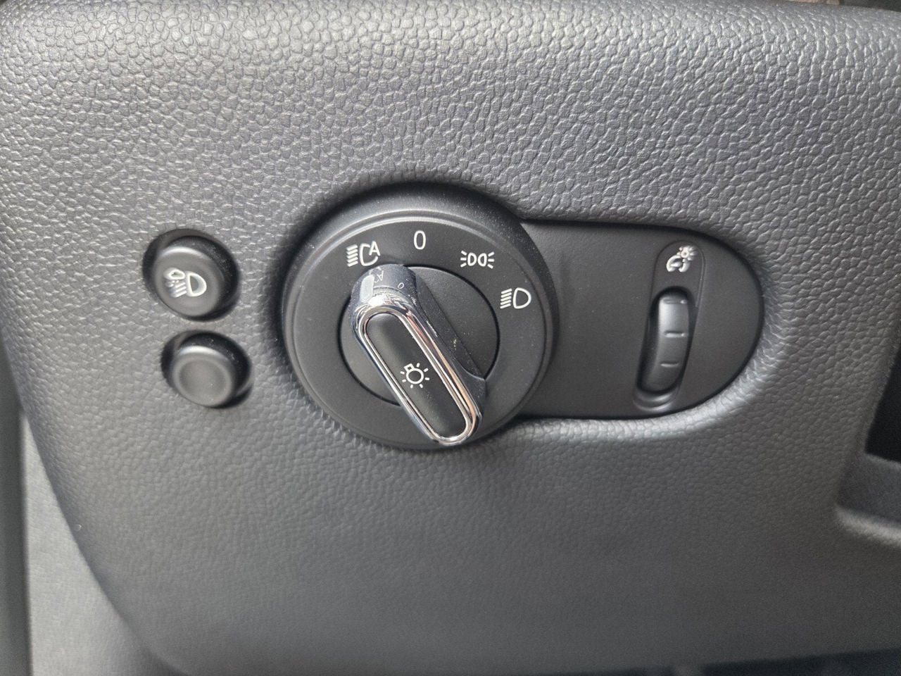 2023 MINI HARDTOP 2 DOOR Cooper