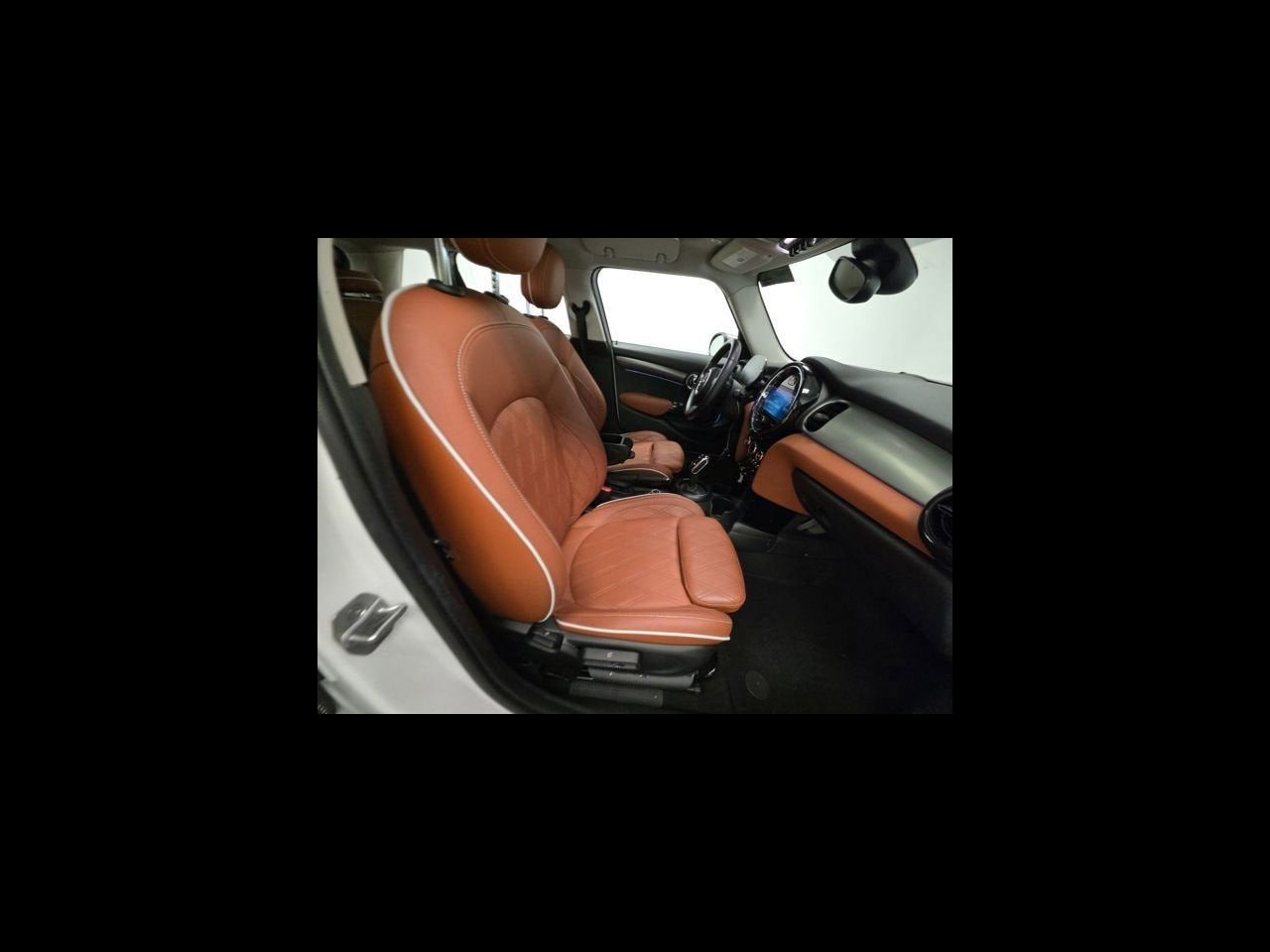 2023 MINI HARDTOP 4 DOOR Cooper