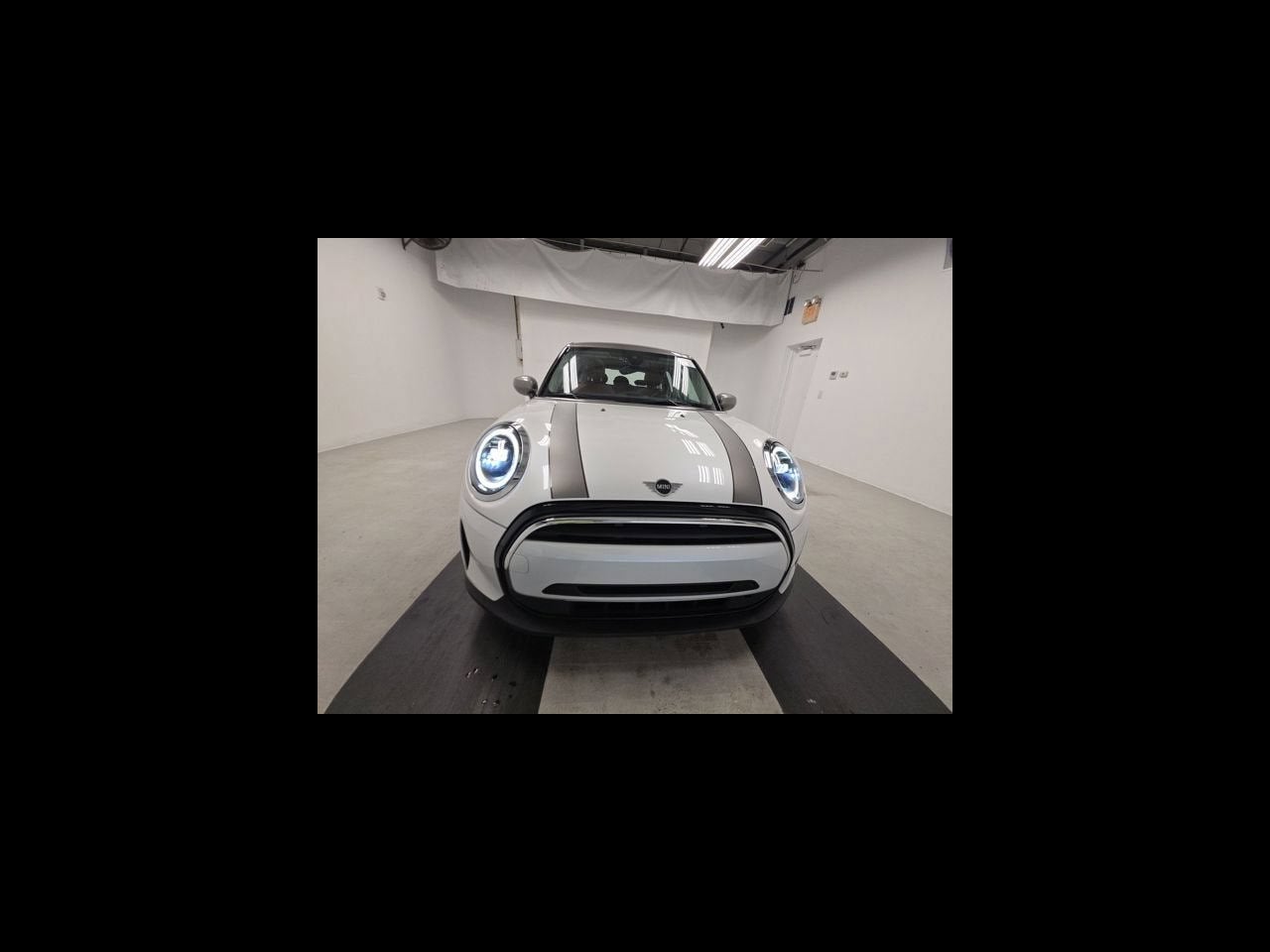 2023 MINI HARDTOP 4 DOOR Cooper