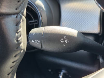 2023 MINI Hardtop 4 Door Signature