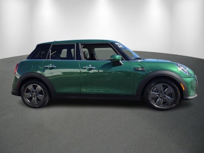 2023 MINI Hardtop 4 Door Signature