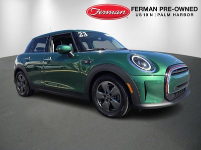 2023 MINI Hardtop 4 Door Signature