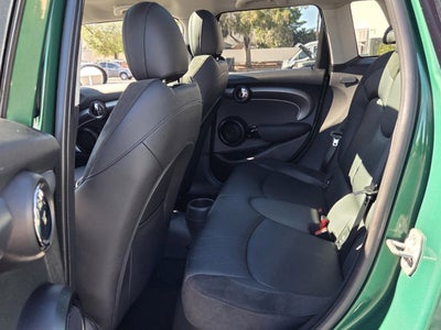 2023 MINI Hardtop 4 Door Signature