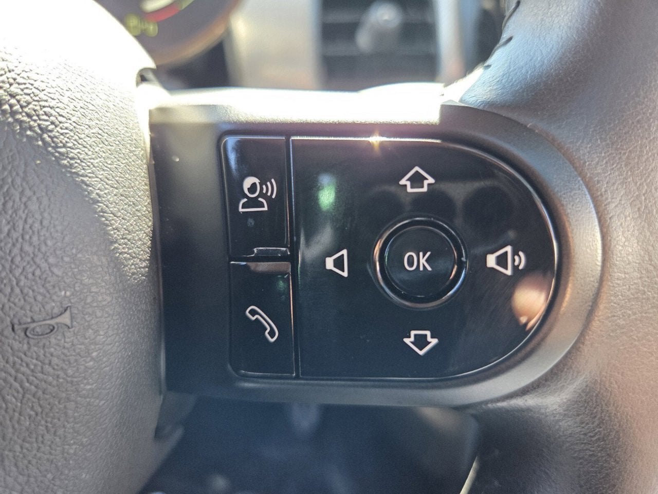 2023 MINI Hardtop 4 Door Signature