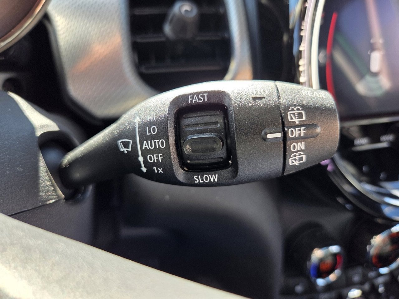 2023 MINI Hardtop 4 Door Signature