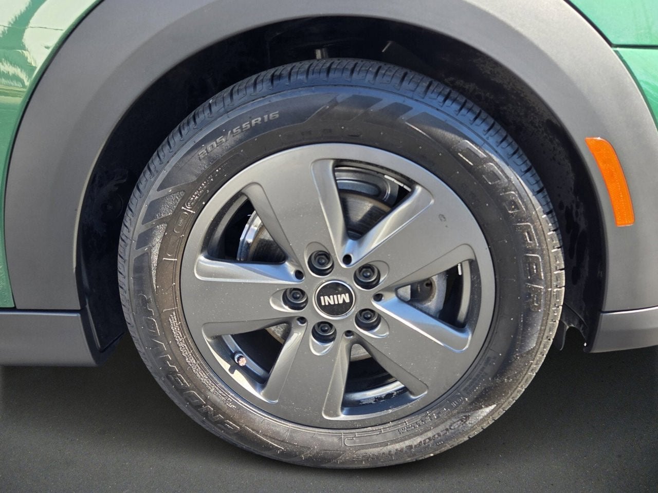 2023 MINI Hardtop 4 Door Signature